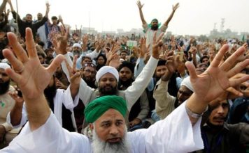 सात धुरंधर देवियों को नमन