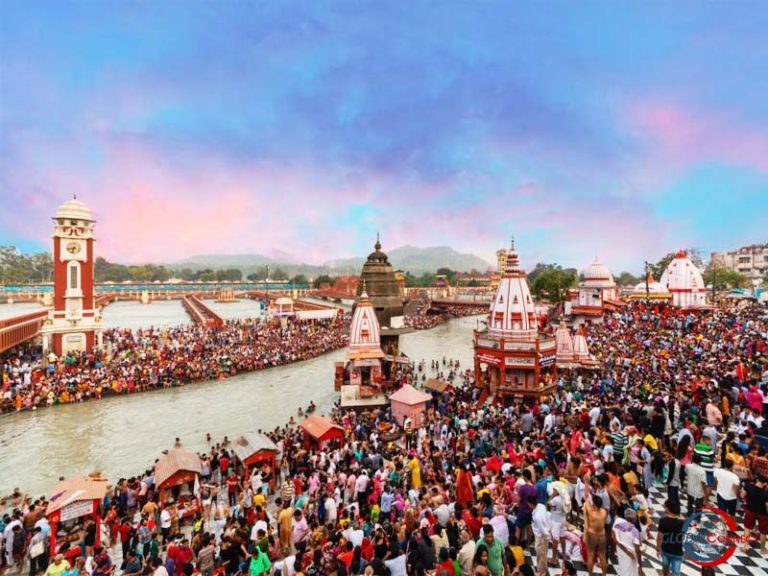 कुंभ में स्नान – अंधविश्वास है या विज्ञान?