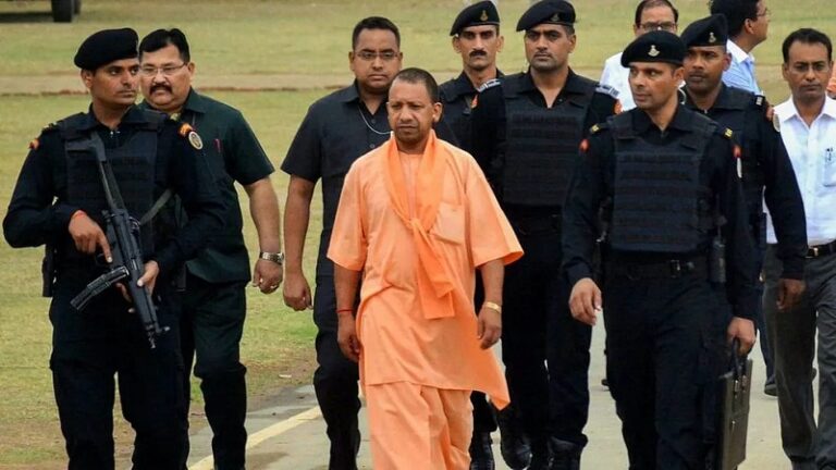 योगी सरकार ने कसा अपराधियों पर शिकंजा, 63 हजार से ज्यादा पर हुई गैंगस्टर एक्ट की कार्रवाई