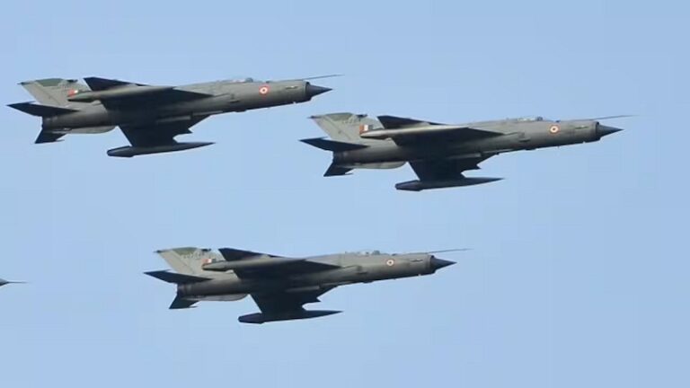 हादसों की वजह से मिग-21 की उड़ान पर लगी रोक