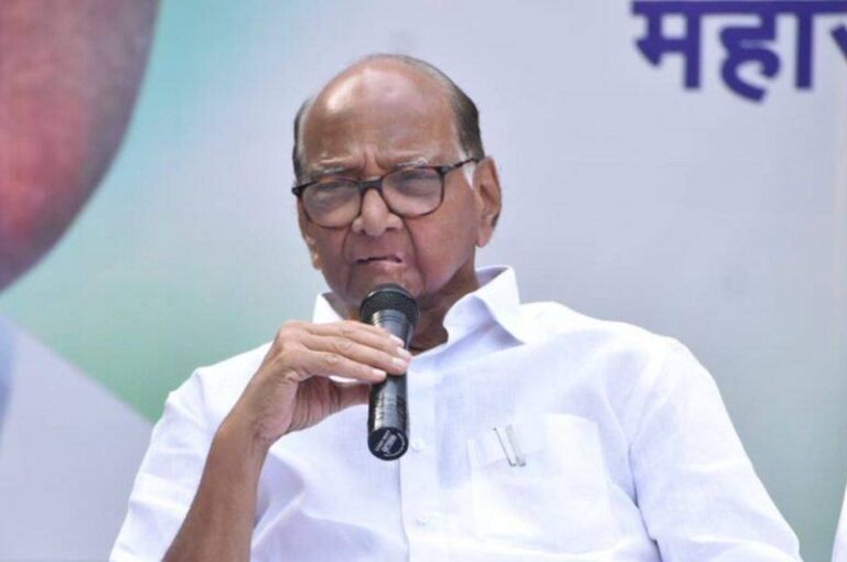शरद पवार फैसले पर कायम संकट में आयी महाविकास अघाड़ी
