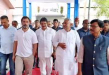 घायल विपक्ष कैसे लड़ेगा मोदी से