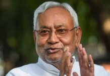 सम्राट वह प्यादा तो नहीं, जिसे पिटने के लिए आगे किया