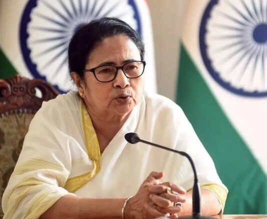 ममता की ललकार में छिपा है डर