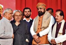 भाजपा और राजद नीतीश की आरती उतारने को मजबूर क्यों?