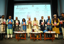 आज के संपादक मालिकों के हिसाब से ही बर्ताव करते हैं : अच्युतानंद मिश्र