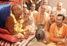 इस्कॉन 2: गीता प्रेस ने की थी मदद