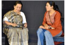 बिखरते परिवारों पर लेखन के दौर में मालती जोशी ने परिवार जोड़ने की बात की