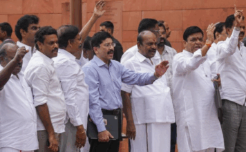 भारत के संघीय ढांचे पर खुला हमला