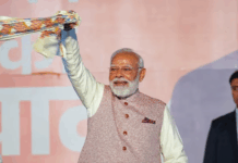 मोदी ने दिखाया दो सौ चालीस का दम