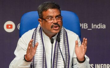 धर्मेंद्र प्रधान जो सच स्वीकारना नहीं चाह रहे!