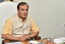 भाजपा के कई नेताओं को आईना दिखा रहे हिमंत