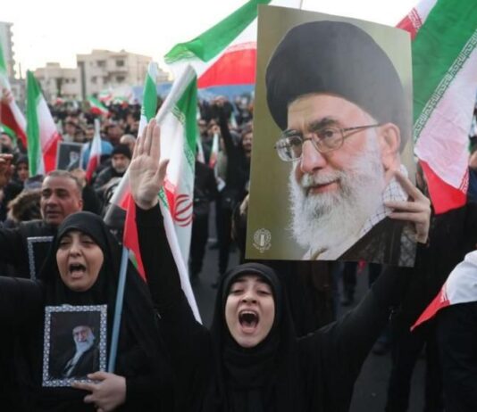 खामनेई की हत्या के बाद अब क्या होगा?