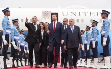 बात हुई, पर बनी नहीं