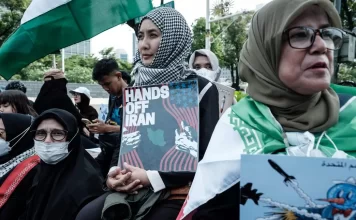 ईरान के पक्ष में कभी खड़े नहीं होंगे आतंकवाद का खात्मा चाहने वाले