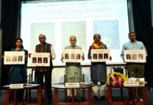 प्रश्न पूछना भारत की परंपरा, कृष्ण ने अर्जुन को प्रश्न पूछने के लिए प्रोत्साहित किया