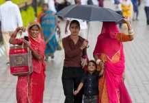 ऐसी गर्मी जो जिस्म ही नहीं रूह तक पिघला दे