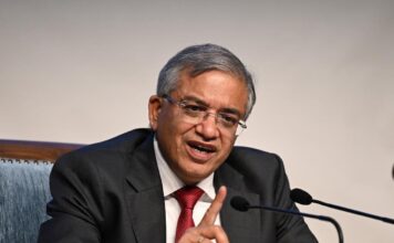 जेपी से लेकर ज्ञानेश कुमार तक… बदलाव लाने के लिए एक अकेला ही काफी